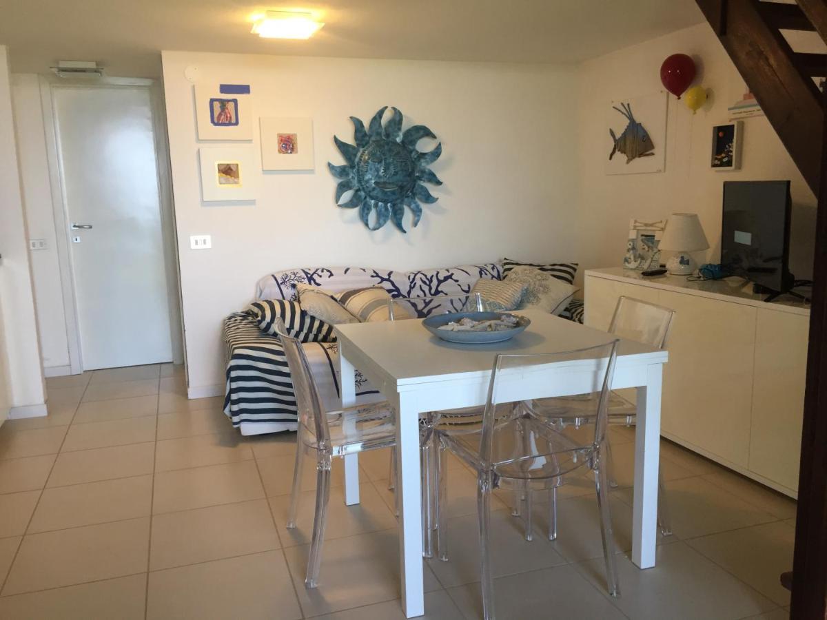 Casa Penny Villa Capo Sperone Екстериор снимка